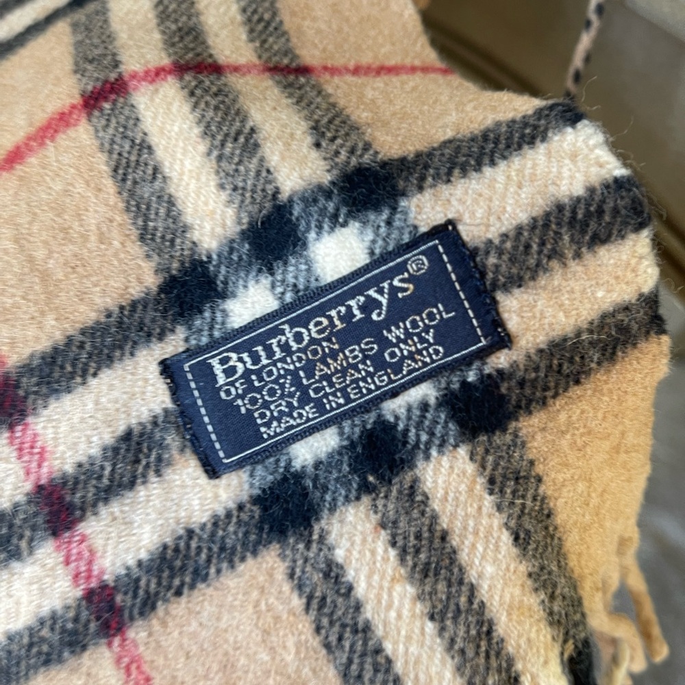 Authentic vintage Burberrys vintage nova check tan scarf (D5096) - Picture 3 of 8